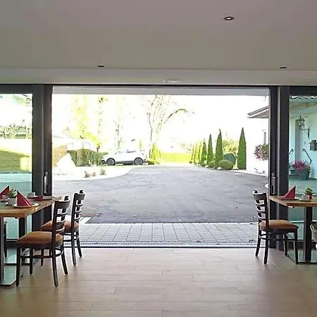 Heufelder Hof *